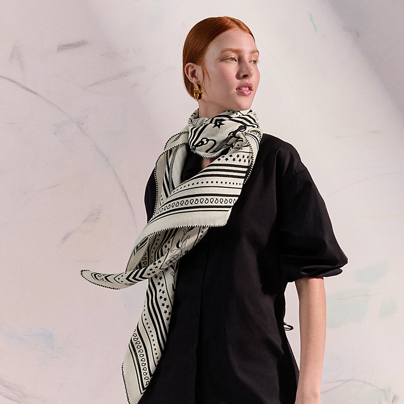 HERMES Chale 140 Festival des Amazonesバンダナ festival-des-amazones-bandana-